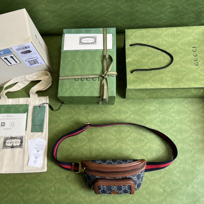  Handbag   Gucci  682933  size  23*12*2.5  cm