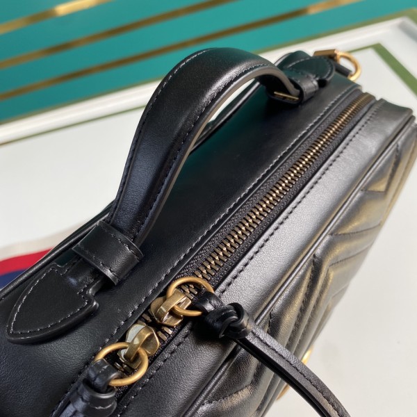  Handbag  Gucci  498100 size  25*19*8  cm