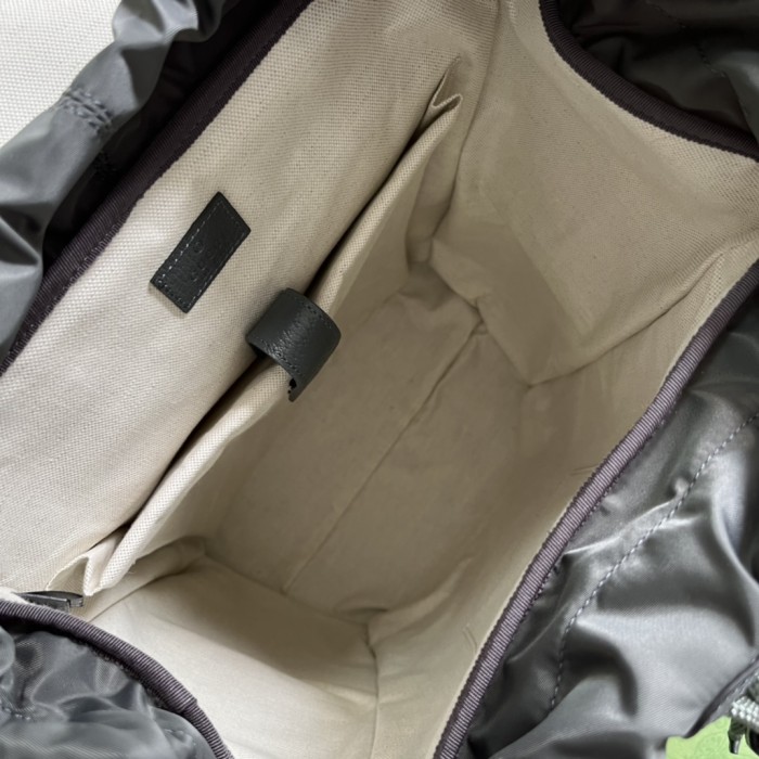  Handbag   Gucci  598140  size  24*40*16  cm