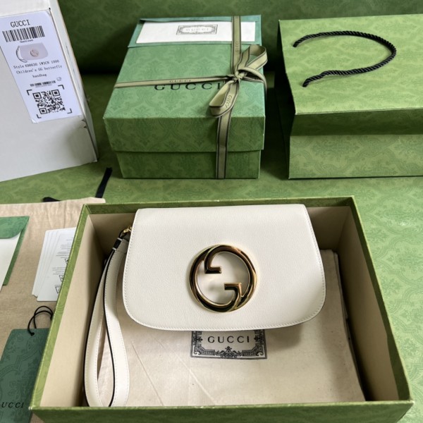  Handbag   Gucci  698630  size  22*13*5 cm