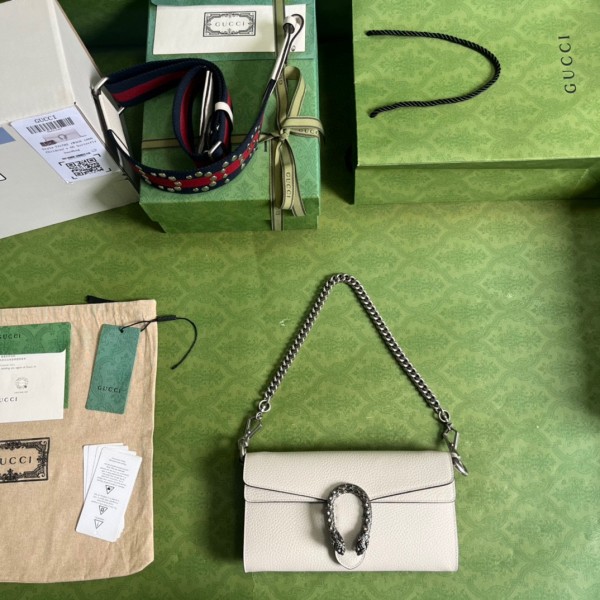  Handbag  Gucci  731782  size  25*14*4 cm