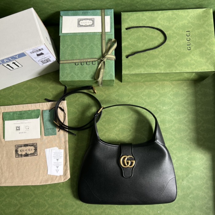  Handbag   Gucci  726274  size  39*38*2  cm