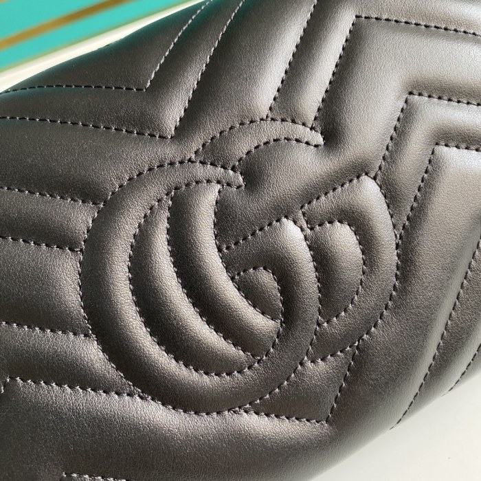  Handbag  Gucci  474575 size 20*13*6 cm