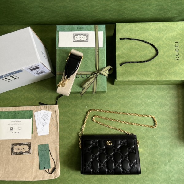  Handbag  Gucci 702200 size  26*17.5*8 cm