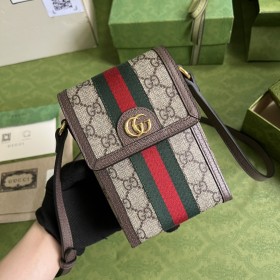  Handbag  Gucci 696056  size 11x 18x 5 cm