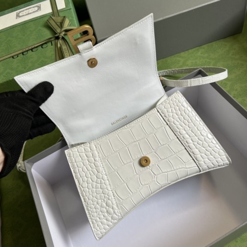 Handbag  Gucci 5935461 size  23*15*10 cm