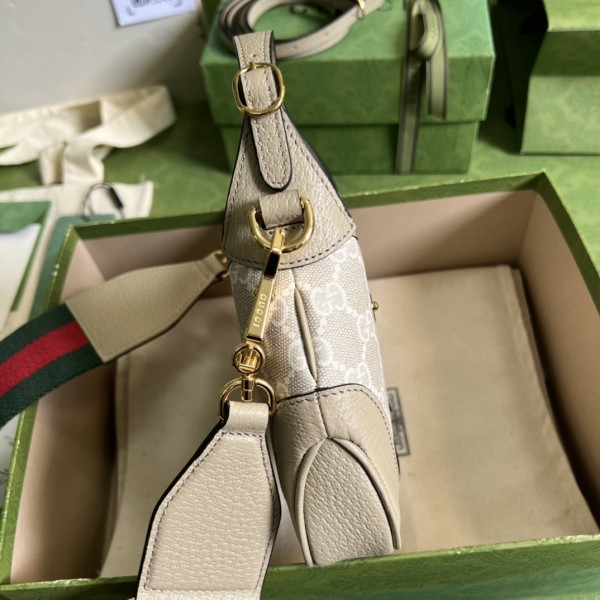 Handbag  Gucci 685127 size 19 x 13x 3 cm