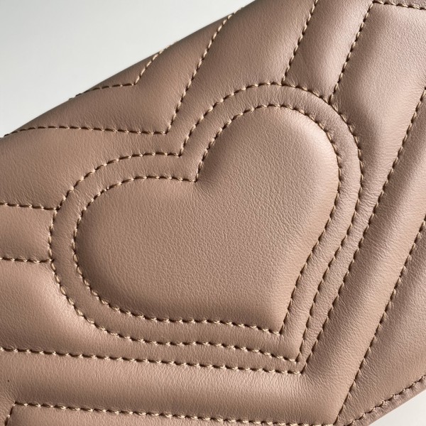  Handbag   Gucci  488426  size  18*10.5*4.5  cm