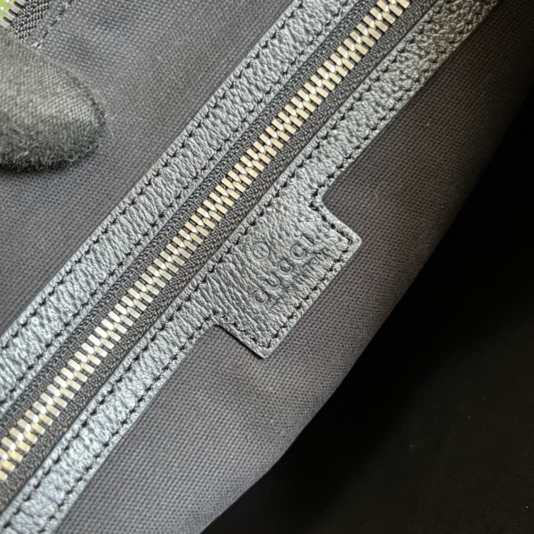  Handbag  Gucci 709057 size 30*23*3.5 cm