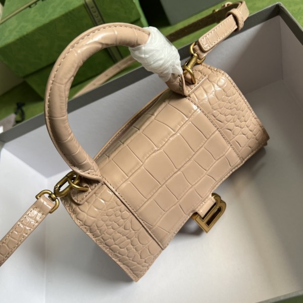  Handbag  Gucci 5928331 size 19*13*8 cm