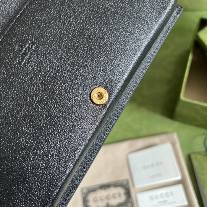  Handbag Gucci 676155 size  19*10*4 cm