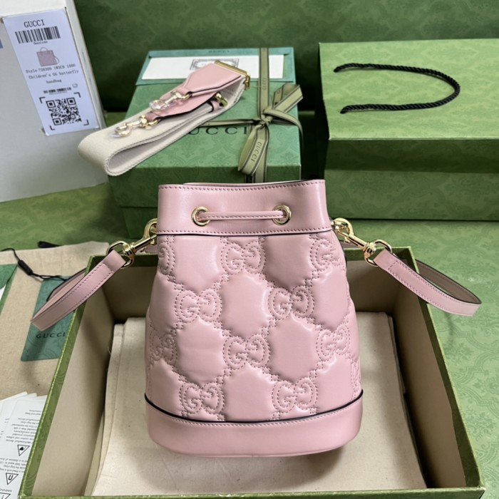  Handbag  Gucci 728231 size  17*20*10 cm
