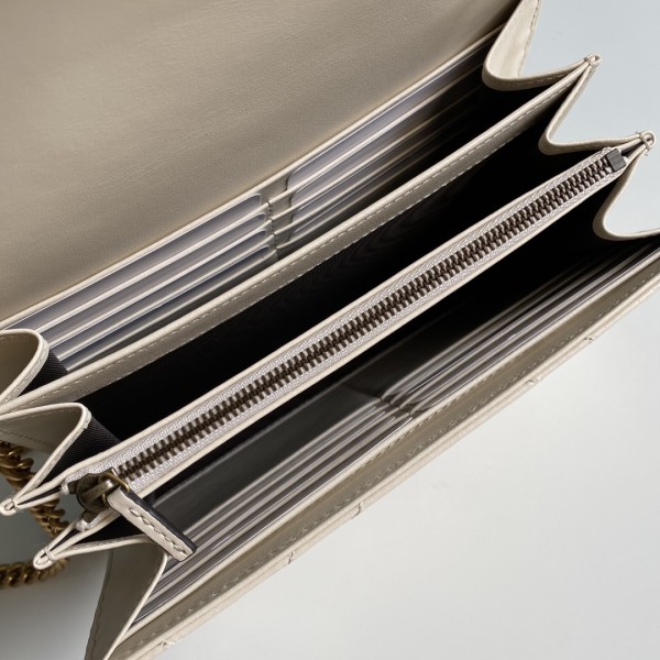  Handbag  Gucci  474575 size  20*13*6  cm