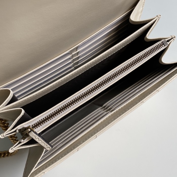  Handbag  Gucci  474575 size  20*13*6  cm