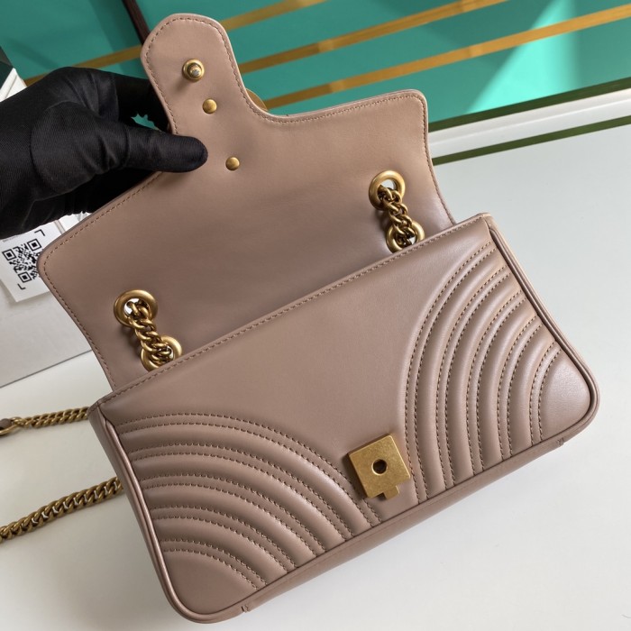  Handbag   Gucci  443497 size 26*15*7 cm