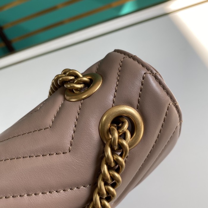  Handbag   Gucci  443497 size 26*15*7 cm