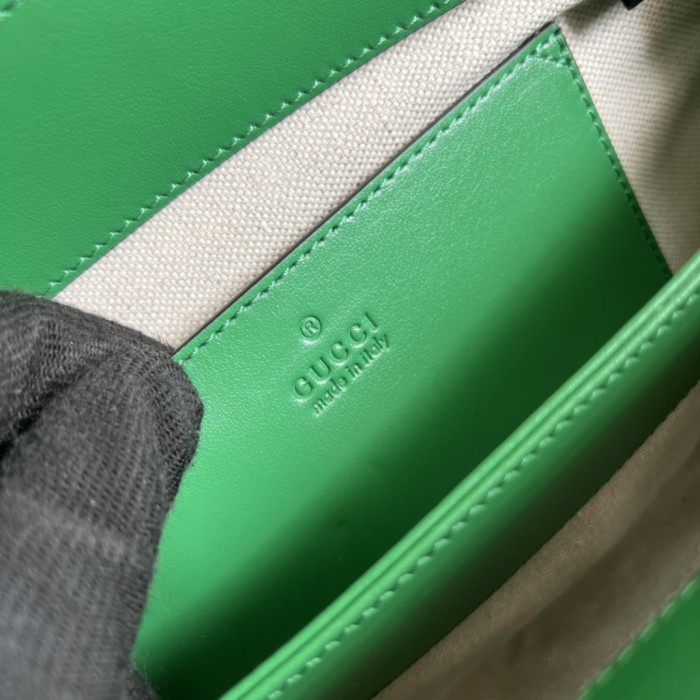  Handbag  Gucci 702200 size 26*17.5*8 cm