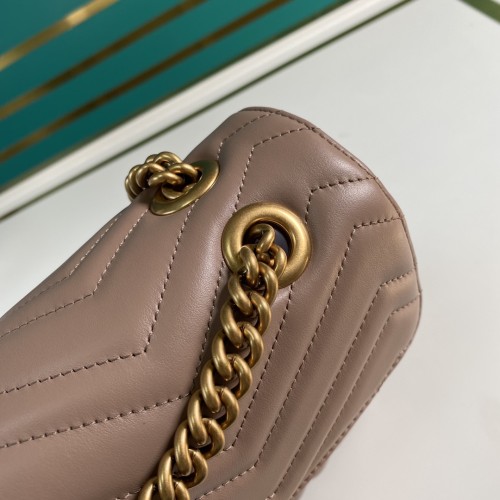  Handbag  Gucci 443496 size 31*19*7 cm