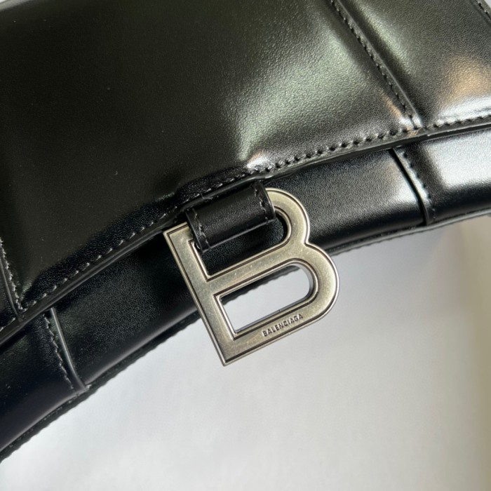  Handbag  Gucci 5928331 size  19*13*8 cm