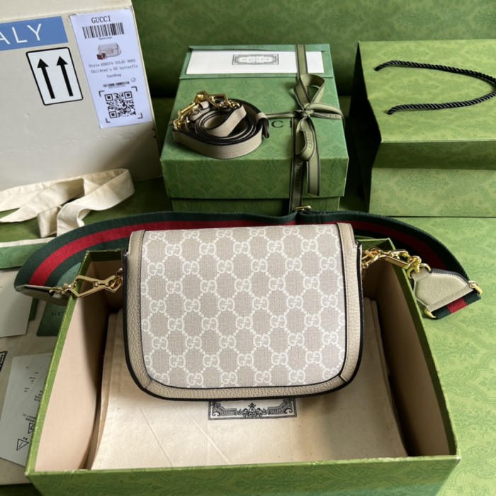  Handbag  Gucci 658574 size 20.6x 14.4x 5.1 cm
