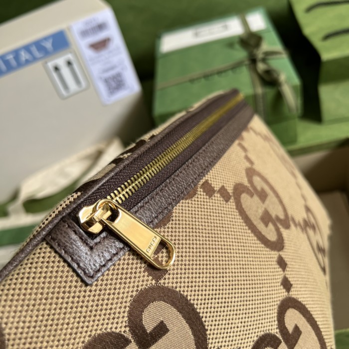  Handbag  Gucci 696031 size 39x 17x 4 cm