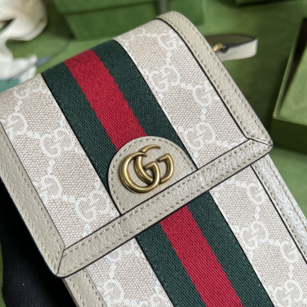  Handbag   Gucci  696056 size  11x 18x 5 cm