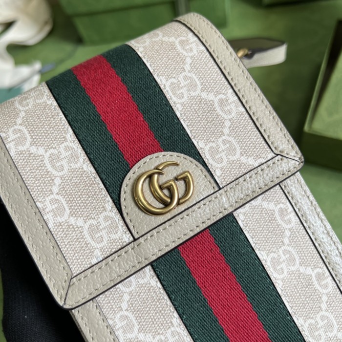  Handbag   Gucci  696056 size  11x 18x 5 cm
