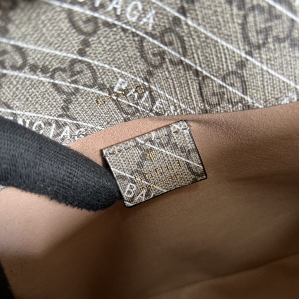  Handbag  Gucci 658574 size 20.5*14*5 cm