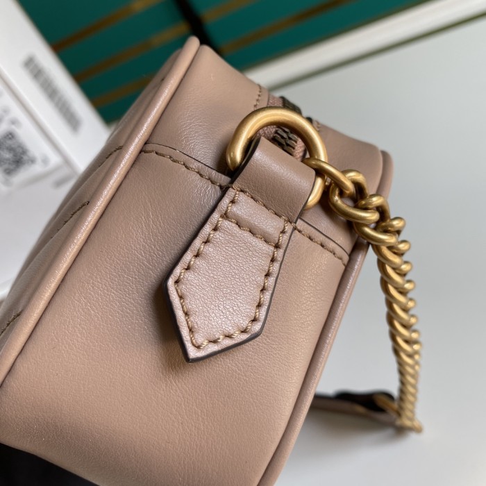  Handbag  Gucci 448065 size  18*12*6 cm