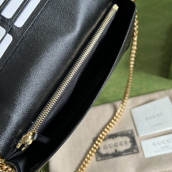  Handbag Gucci 676155 size  19*10*4 cm