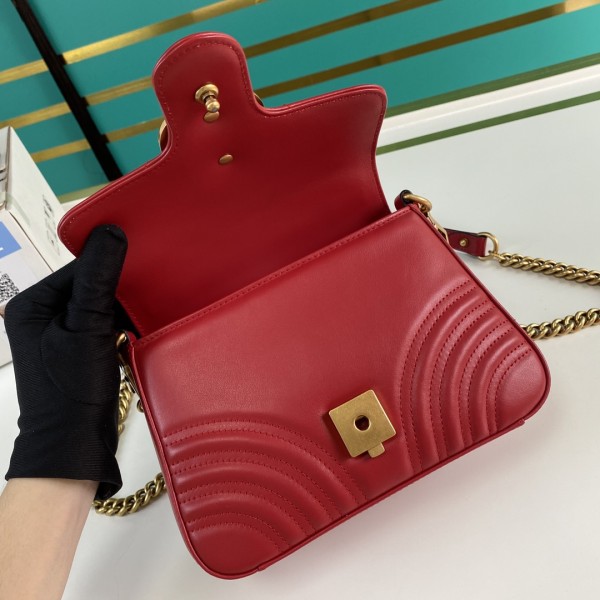 Handbag   Gucci  547260 size 21*15.5*8 cm