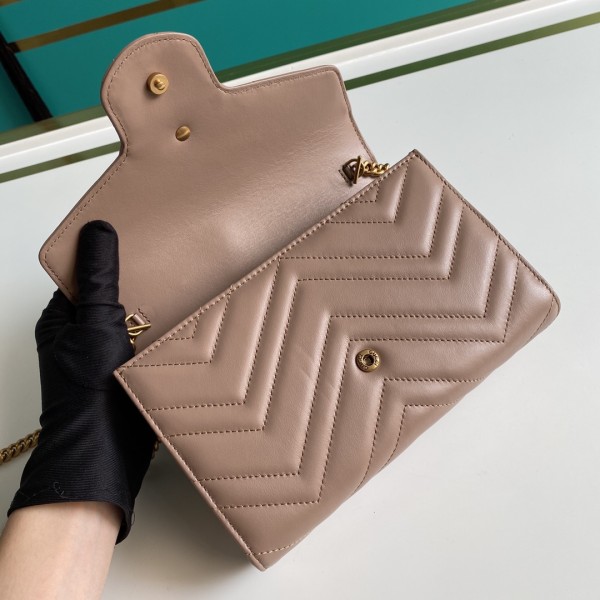  Handbag   Gucci  474575  size  20*13*6  cm