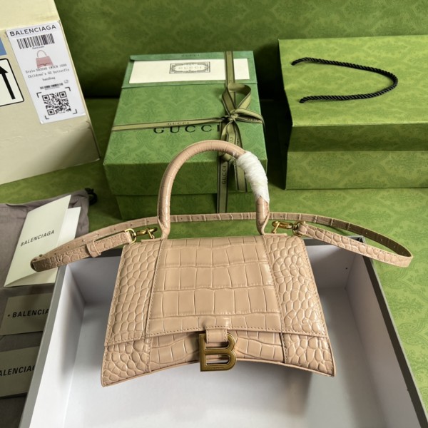  Handbag  Gucci 5935461 size 23*15*10 cm 