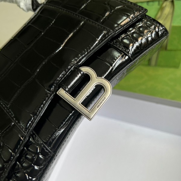  Handbag  Gucci 5928331 size 19*13*8 cm