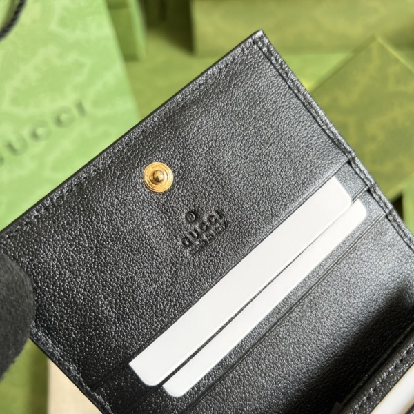  Handbag  Gucci 676150 size  11*8.5*3  cm