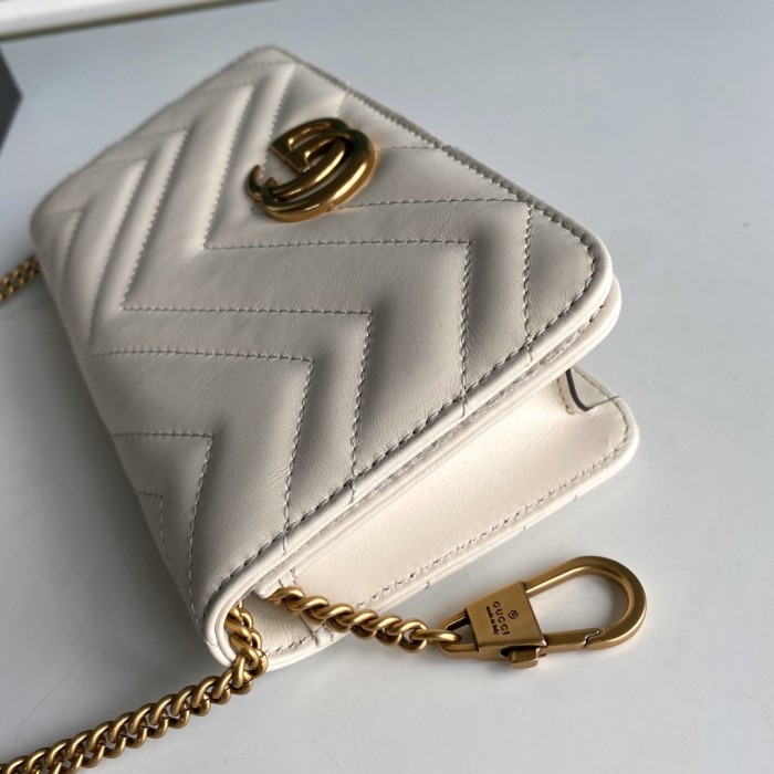  Handbag  Gucci 488426  size  18*10.5*4.5  cm