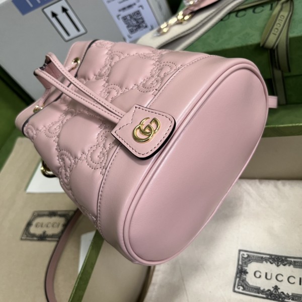 Handbag  Gucci 728231 size  17*20*10 cm