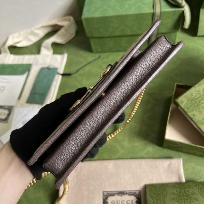  Handbag  Gucci 621892 size 19*10*4 cm