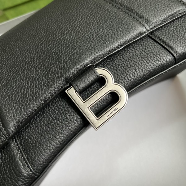  Handbag  Gucci 5935461 size 23*15*10 cm