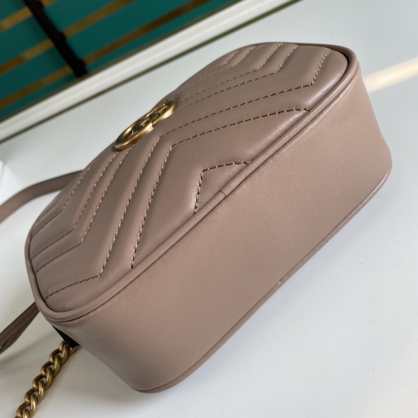  Handbag  Gucci 448065 size  18*12*6 cm