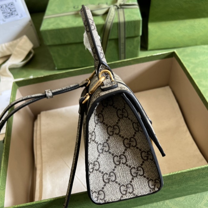  Handbag  Gucci 681695 size  19 cm