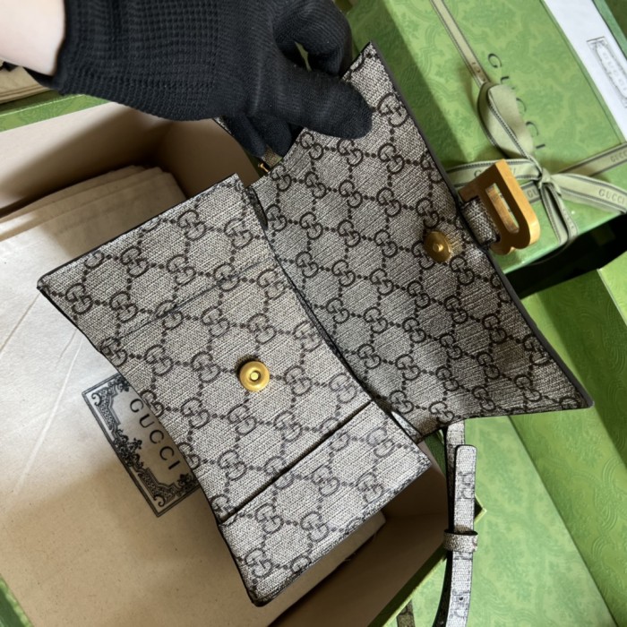  Handbag  Gucci 681695 size  19 cm