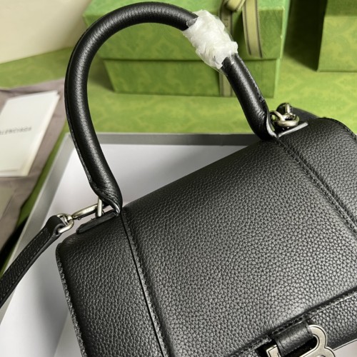  Handbag  Gucci 5935461 size 23*15*10 cm