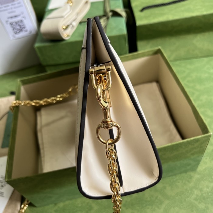  Handbag Gucci 702200 size  26*17.5*8 cm