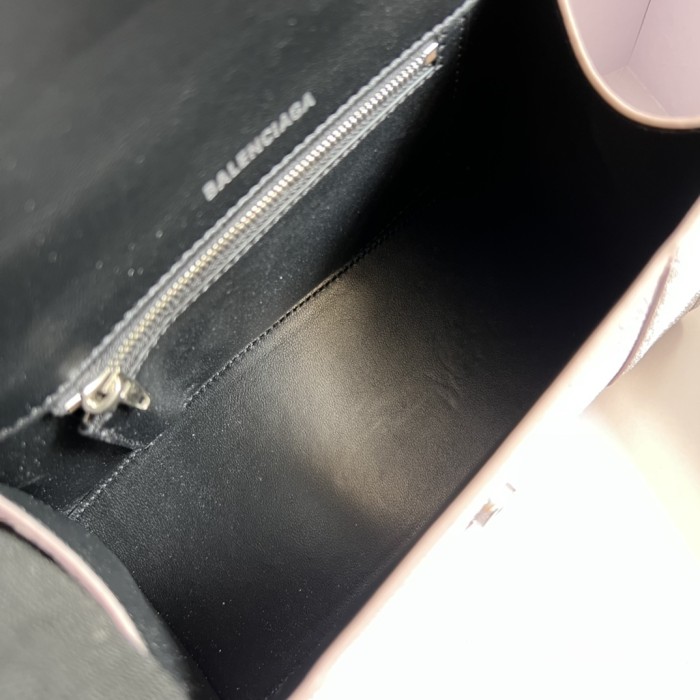  Handbag  Gucci 593546 size  23*15*10 cm