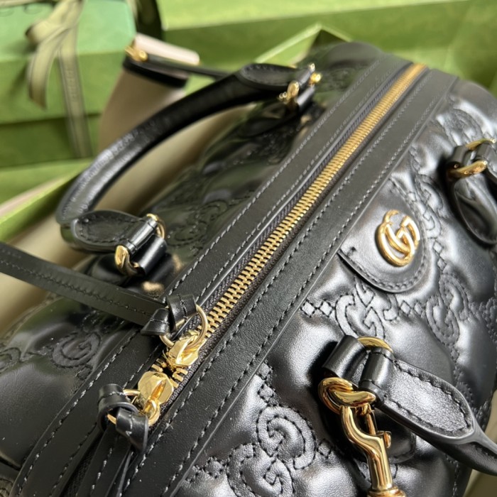  Handbag  Gucci  702242 size 31*19*22   cm