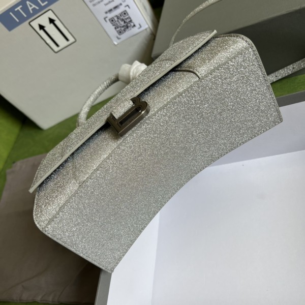  Handbag  Gucci 593546 size 23*15*10 cm