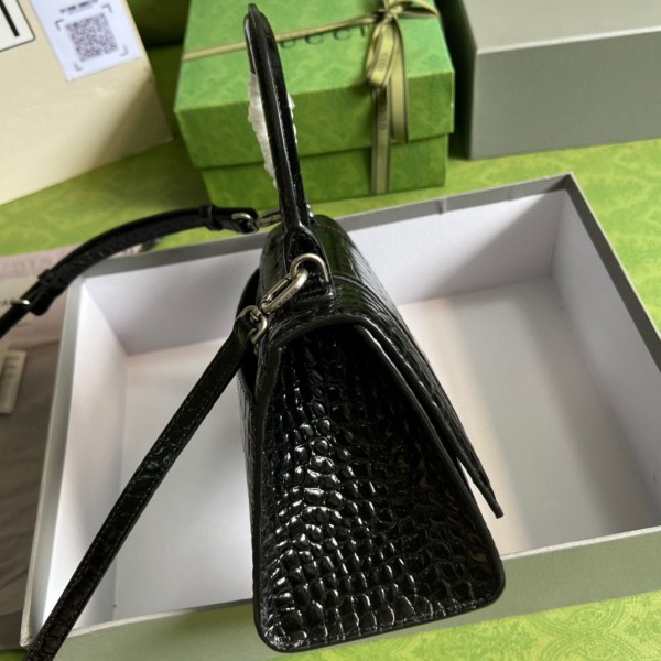  Handbag  Gucci 5935461 size 23*15*10 cm