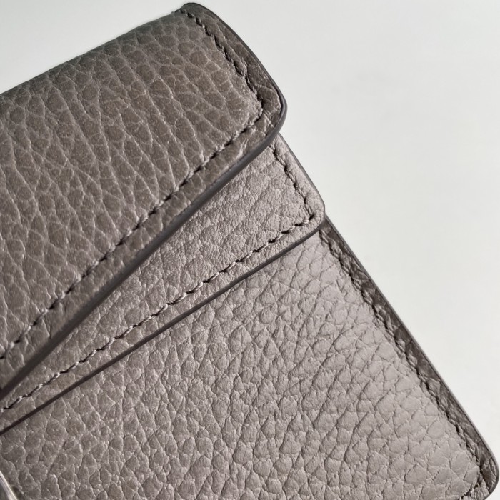  Handbag   Gucci 476432 size  16.5*10*4.5  cm