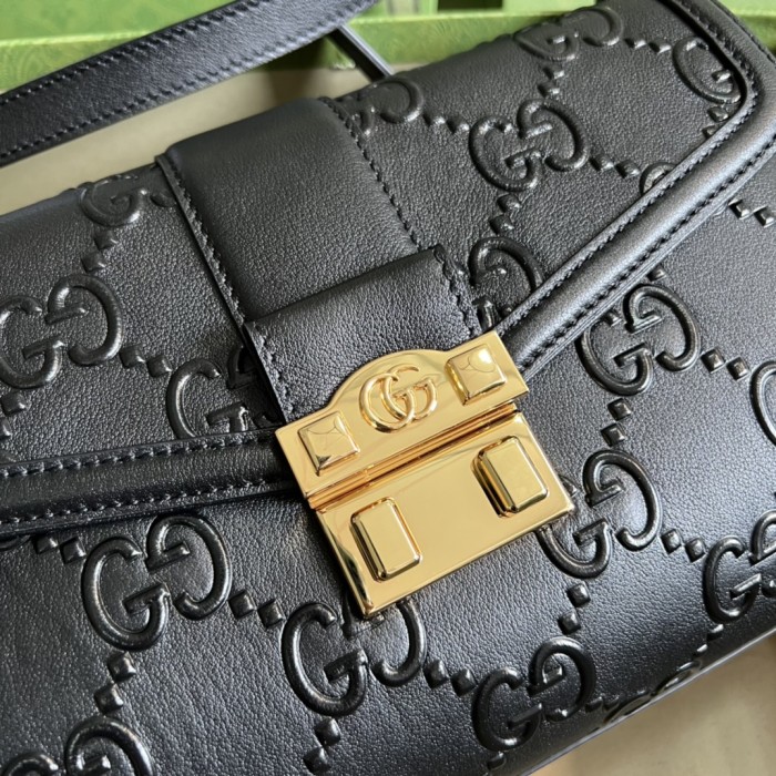  Handbag  Gucci 675778 size  27x 18x 7 cm